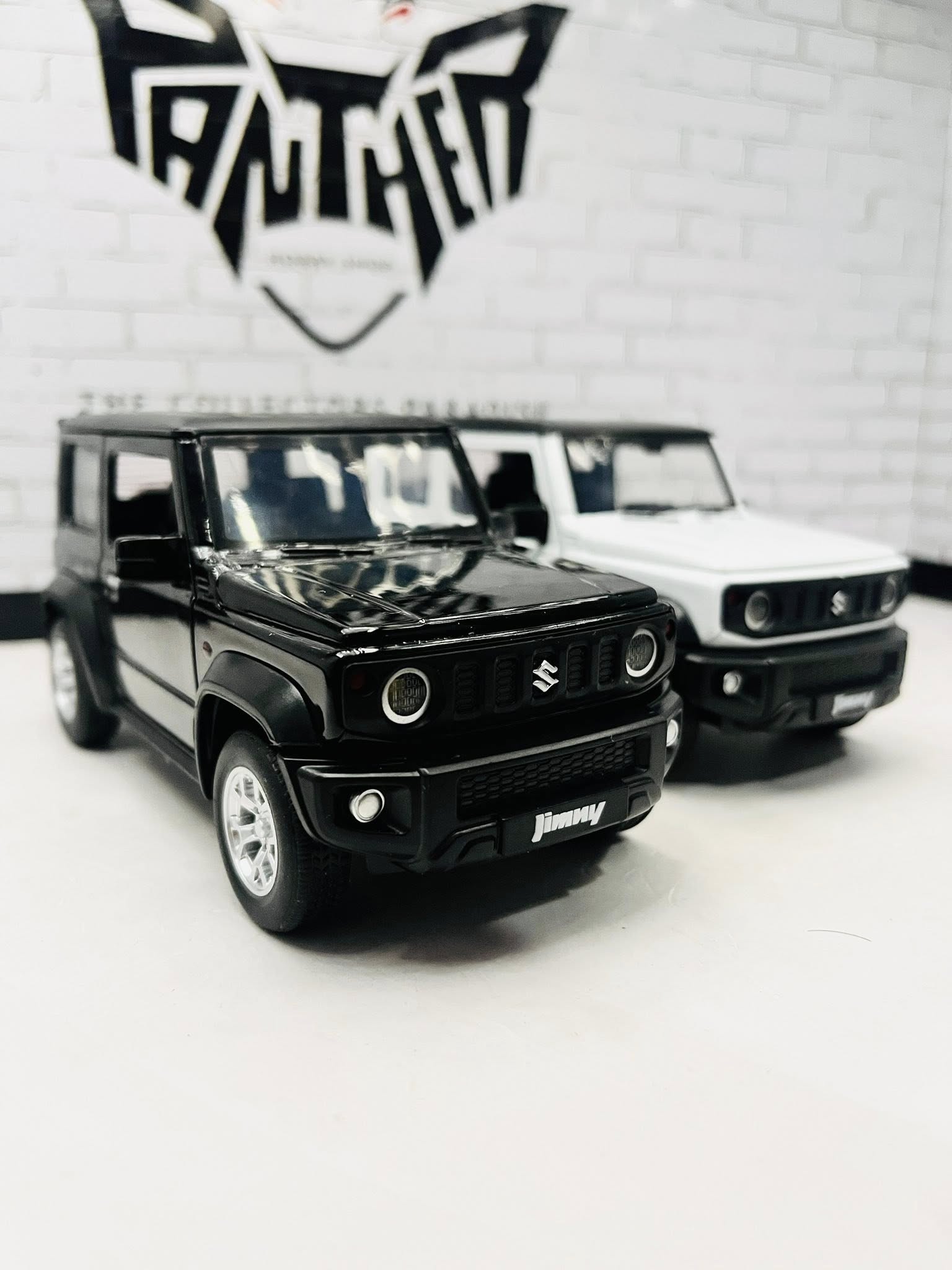 Suzuki Jimny 1:32 Scale Diecast Model