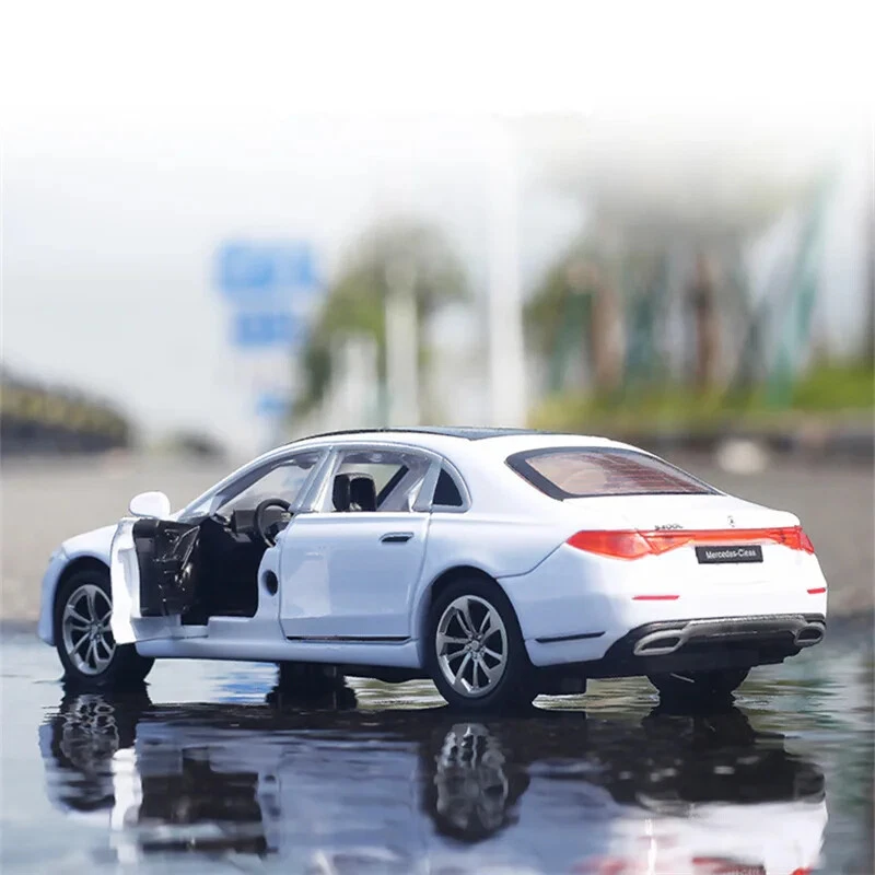 Mercedes Benz S400L Model Car 1:32 Scale