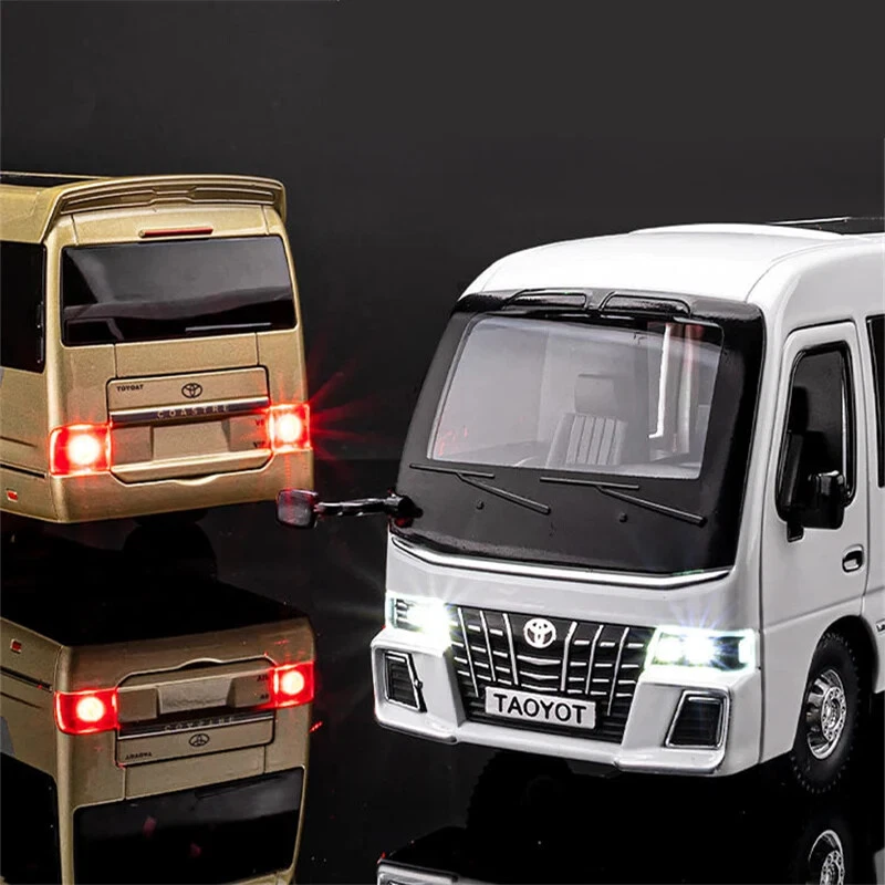 Toyota Coaster 1:32 Scale
